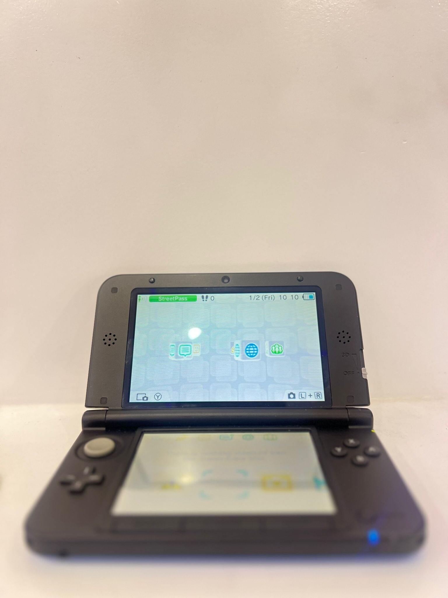 Nintendo 3DS XL Console - Used - Super Smash Bros. Blue Edition