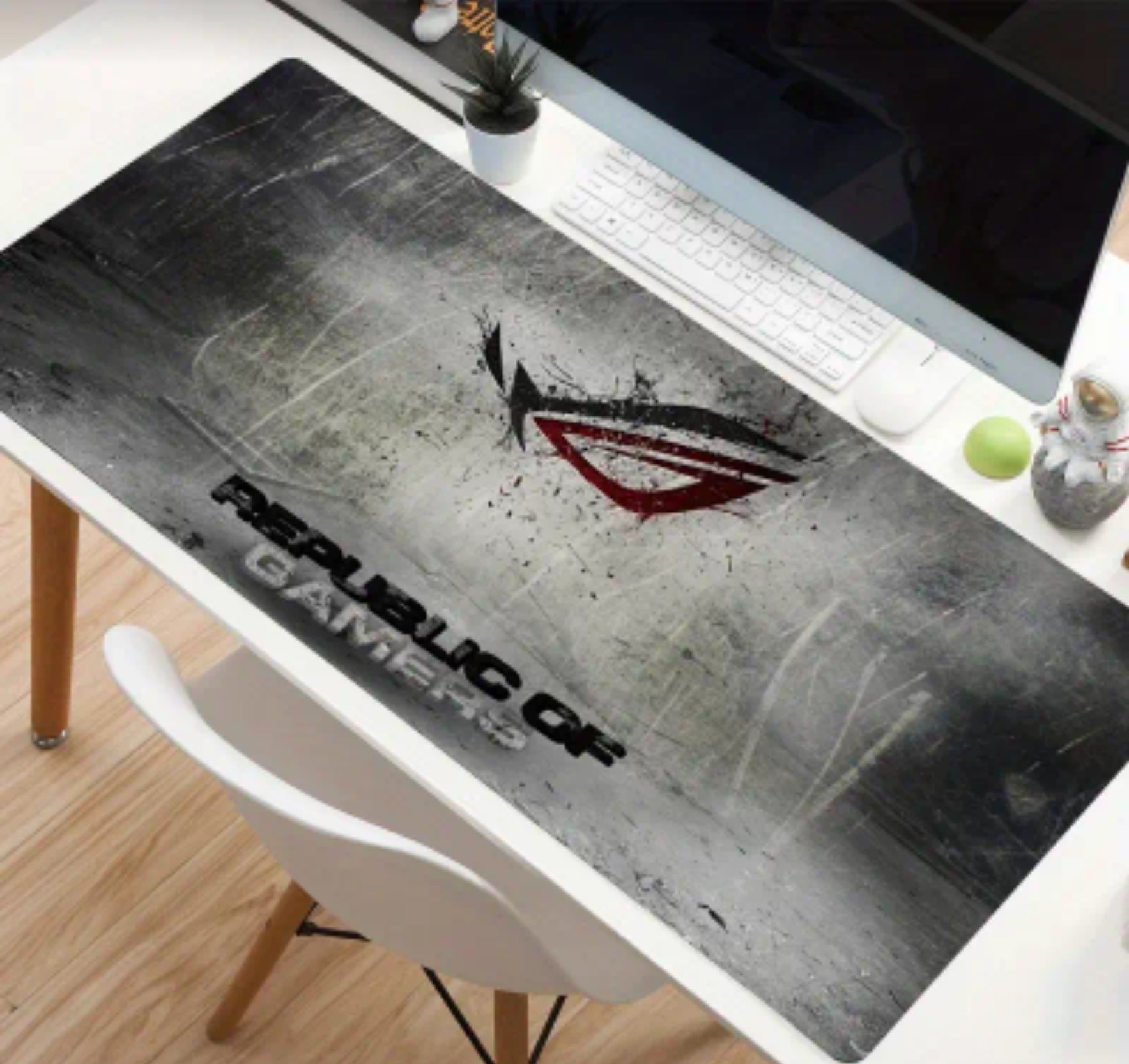 Gaming Keyboard & Mouse Pad - Asus ROG