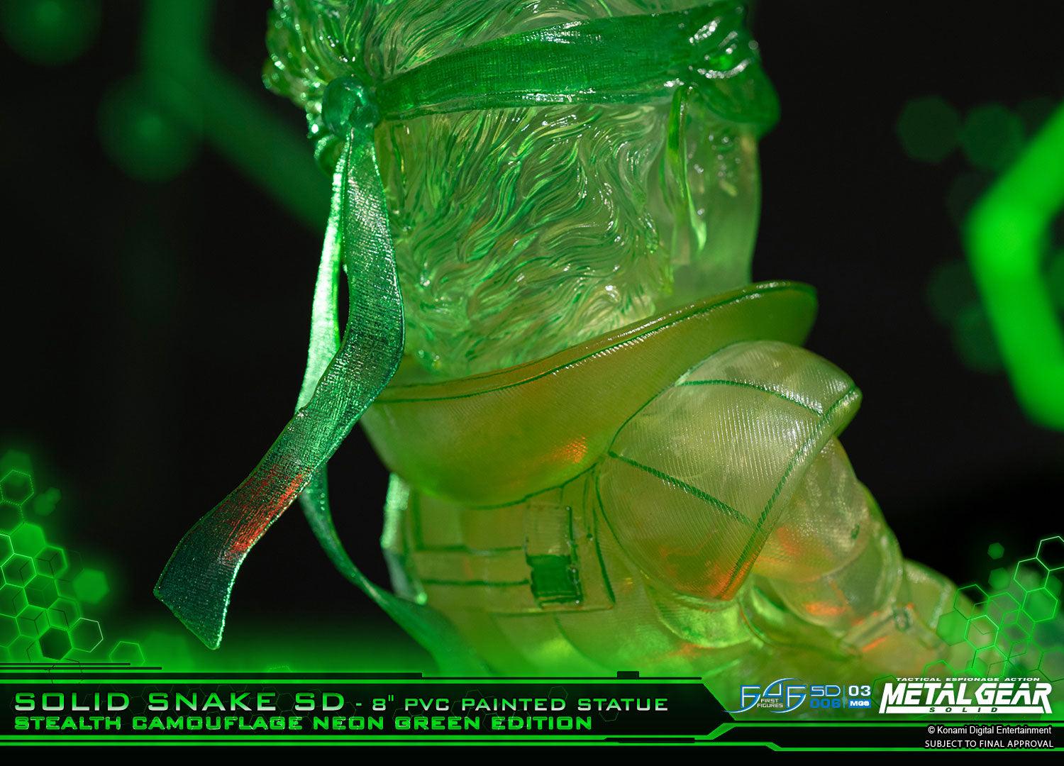 Solid Snake SD Stealth Camouflage Neon Green - base detail