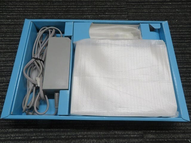 Nintendo Wii Console (R3- Used Like New) + 500 Games HDD Video Game Consoles Nintendo 